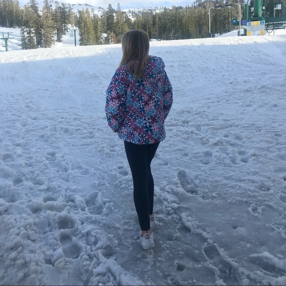 Meet your Posher, Dani - Picture 1 of 1